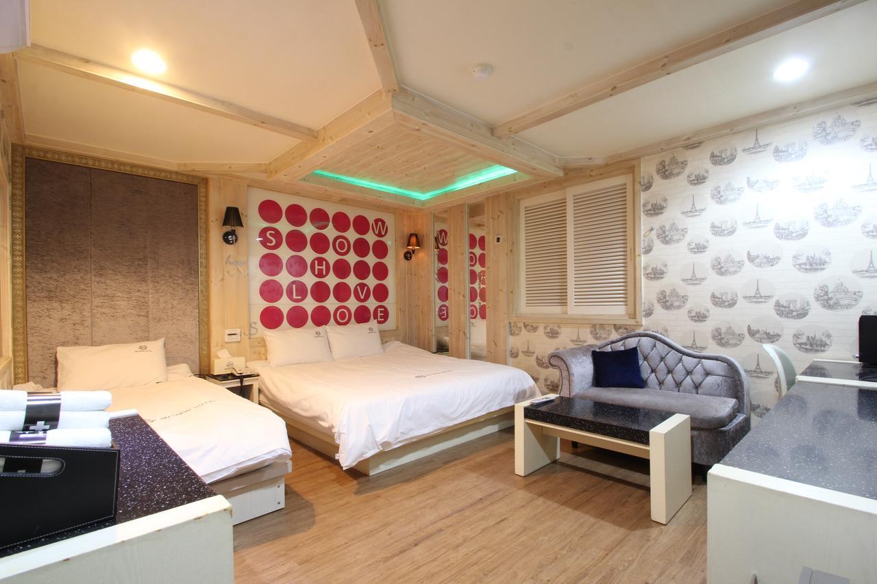 Show Hotel Busan Værelse billede